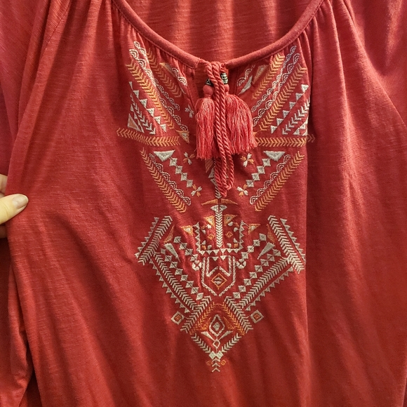 Faded Glory Tribal Top with Tie - Picture 11 of 16